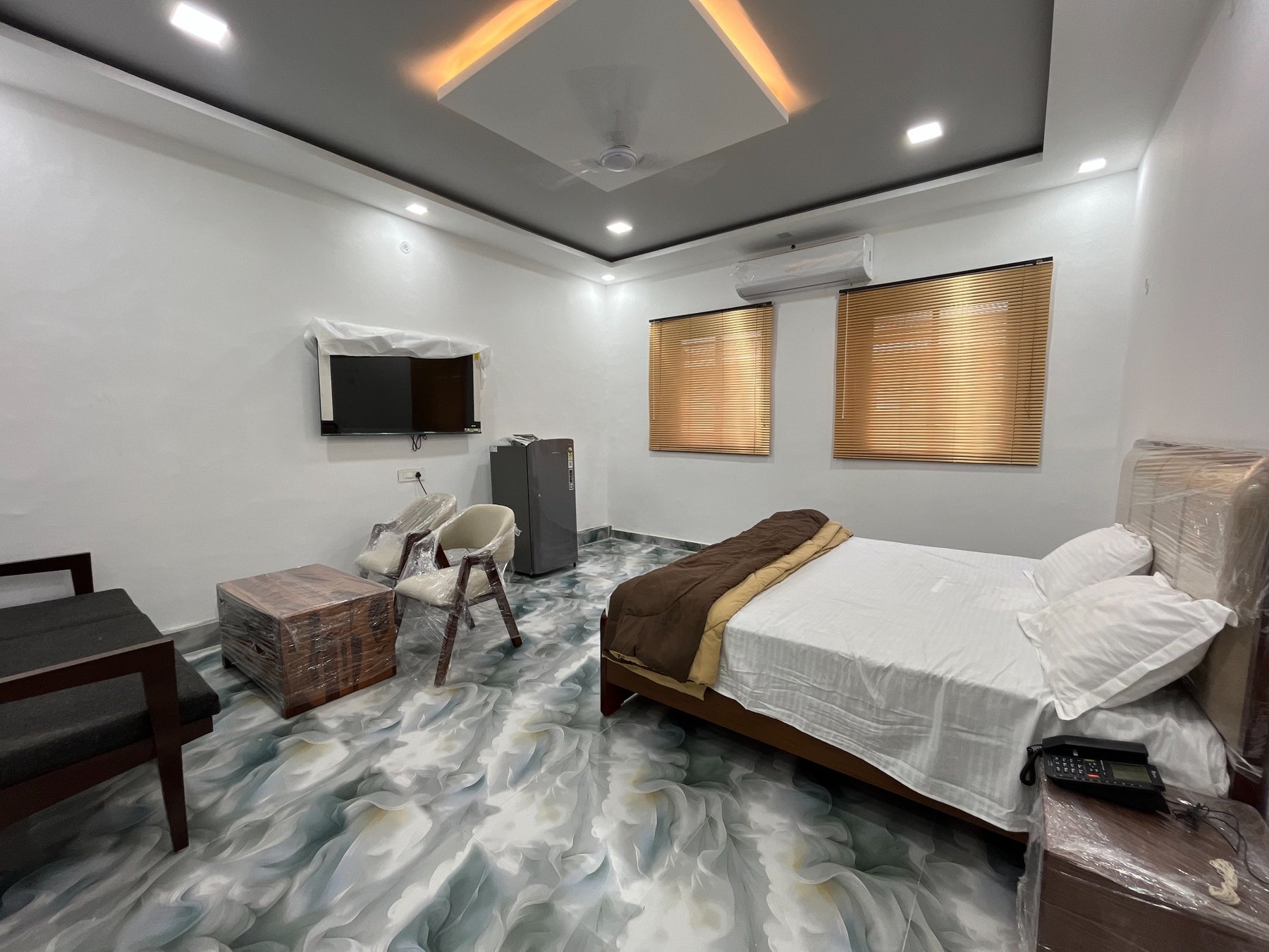 Spacious guest room at Sonagarh Resort